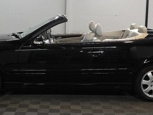 Used 2001 Mercedes-Benz CLK 320 Cabriolet image 6