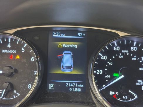 Used 2016 Nissan Rogue S FWD image 35