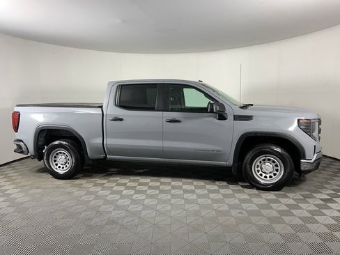 Used 2025 GMC Sierra 1500 Pro w/ Convenience Package image 2
