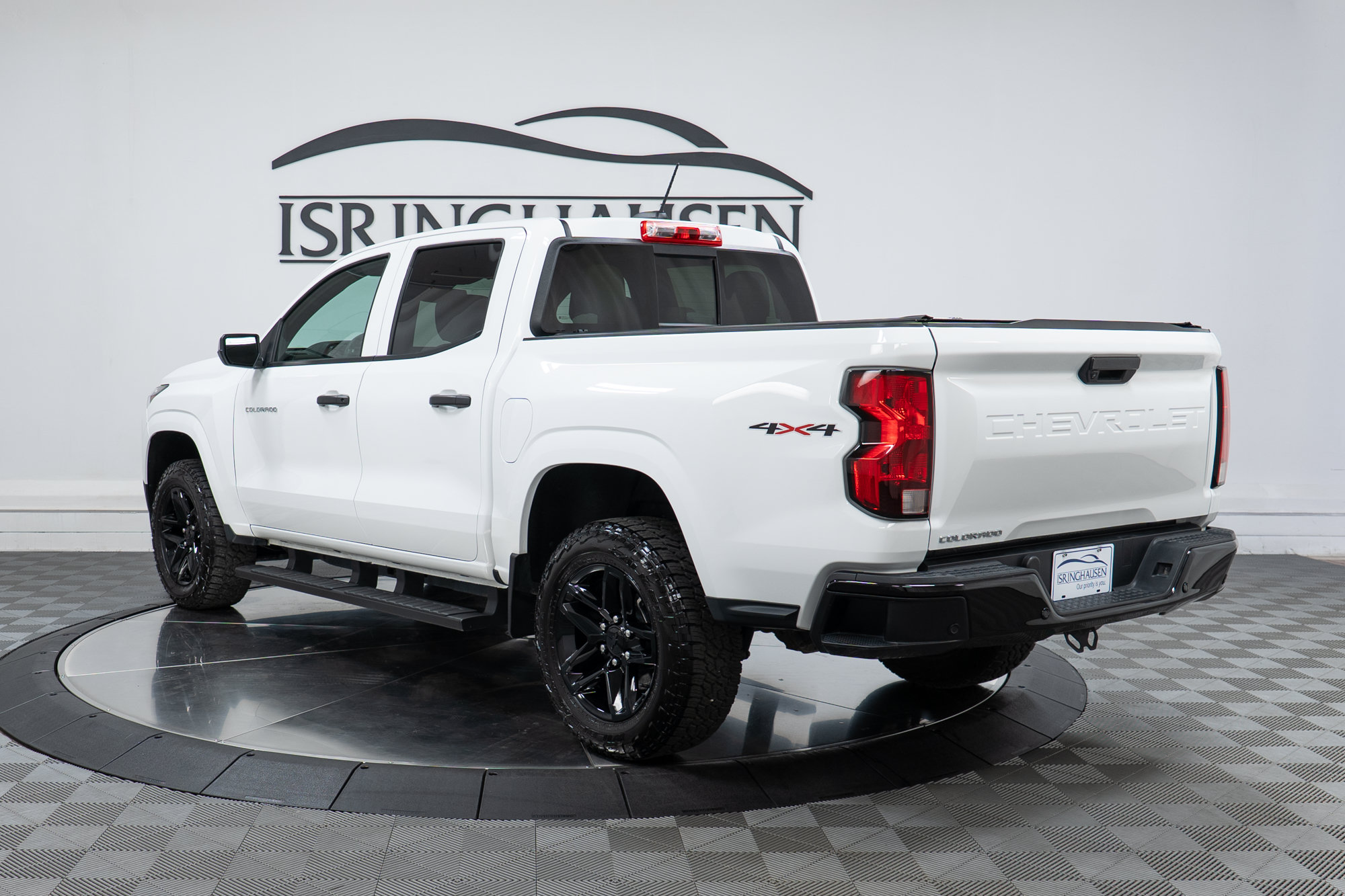 Used 2023 Chevrolet Colorado W/T w/ Safety Package AWD/4WD image 7