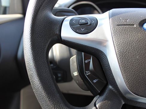 Used 2012 Ford Focus SE FWD image 48