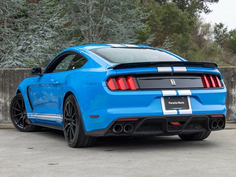 Used 2017 Ford Mustang Shelby GT350 image 3