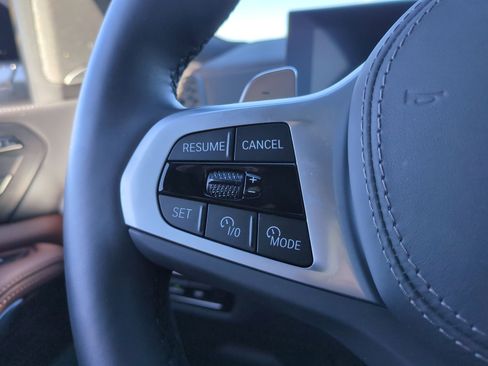 Certified 2026 BMW X7 xDrive40i w/ M Sport Package image 18