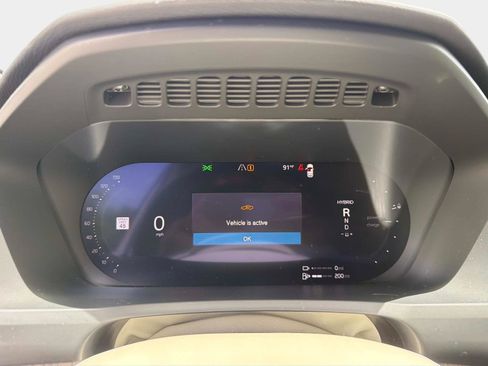 Certified 2024 Volvo XC90 T8 Core AWD/4WD image 26