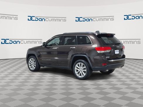Used 2017 Jeep Grand Cherokee Limited AWD/4WD image 6