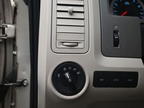 Used 2010 Ford Escape XLT FWD image 15