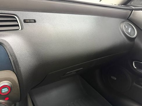 Used 2011 Chevrolet Camaro SS image 23