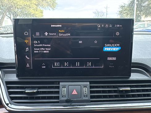 Used 2023 Audi Q5 2.0T Premium w/ Convenience Package image 18