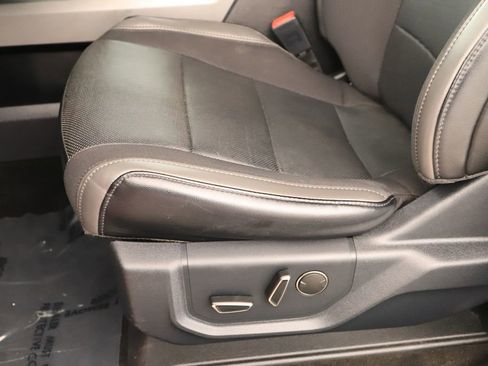 Used 2020 Ford F150 Raptor w/ Equipment Group 802A Luxury image 26