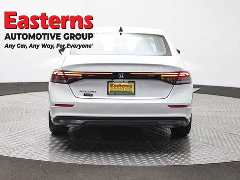 Used 2025 Honda Accord SE image 6