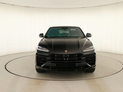 Used 2025 Lamborghini Urus SE AWD/4WD image 11