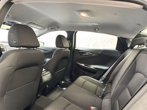 Certified 2025 Chevrolet Malibu LS image 13