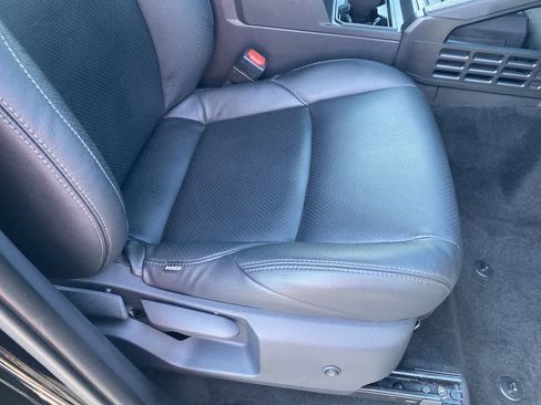 Used 2025 Toyota Tacoma SR image 23