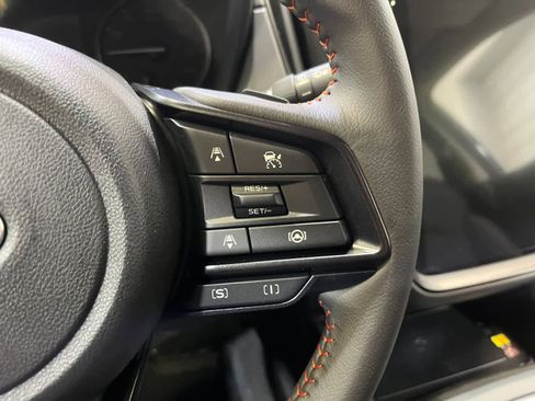 Used 2025 Subaru Crosstrek 2.5i Limited AWD/4WD image 17