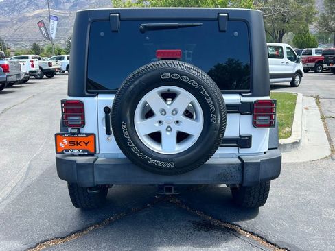 Used 2017 Jeep Wrangler Unlimited Sport w/ Quick Order Package 24S AWD/4WD image 12