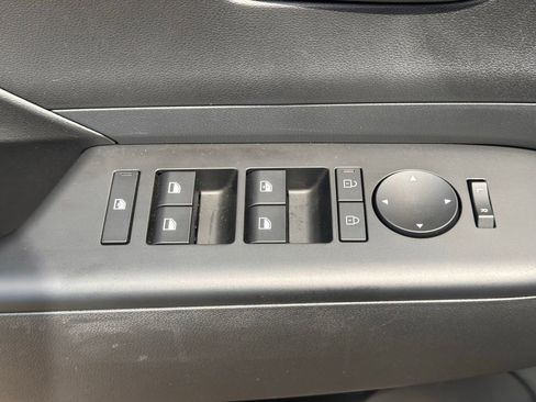 Certified 2026 Hyundai Kona SE FWD image 24