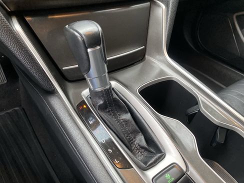 Used 2019 Honda Accord EX-L image 35