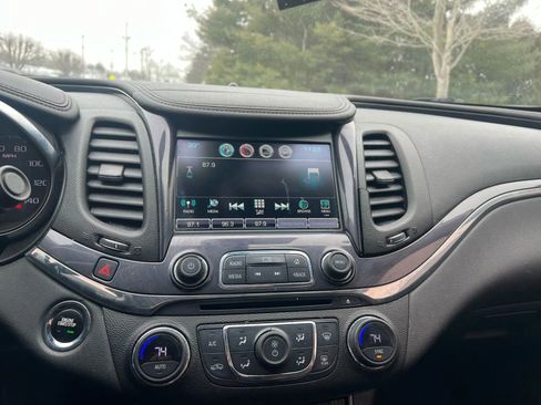 Used 2016 Chevrolet Impala LTZ image 12