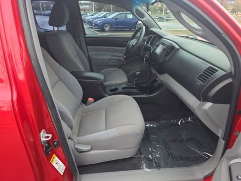 Used 2013 Toyota Tacoma 2WD Access Cab image 18