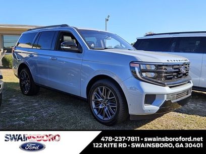 New 2025 Ford Expedition Platinum w/ Stealth Performance Package
