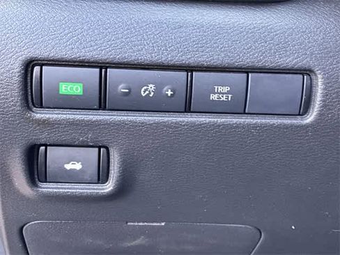 Used 2021 Nissan Sentra S image 39