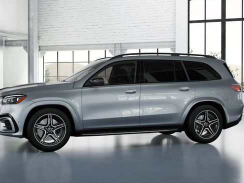 Used 2025 Mercedes-Benz GLS 450 4MATIC image 31