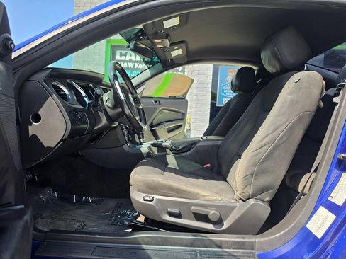 Used 2013 Ford Mustang Coupe RWD image 19