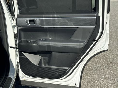 Used 2024 Hyundai Santa Fe Limited image 16