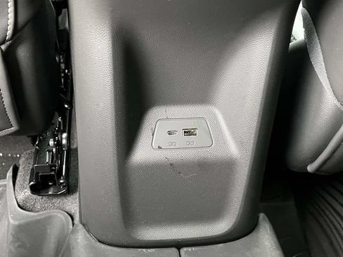 Used 2026 Buick Envision Preferred AWD/4WD image 17