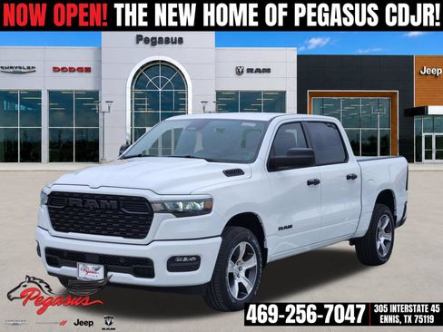 New 2026 RAM 1500 Express RWD image 2