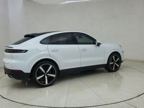 Used 2025 Porsche Cayenne Coupe AWD/4WD image 68