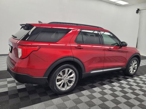 Used 2021 Ford Explorer XLT w/ Equipment Group 202A RWD image 10