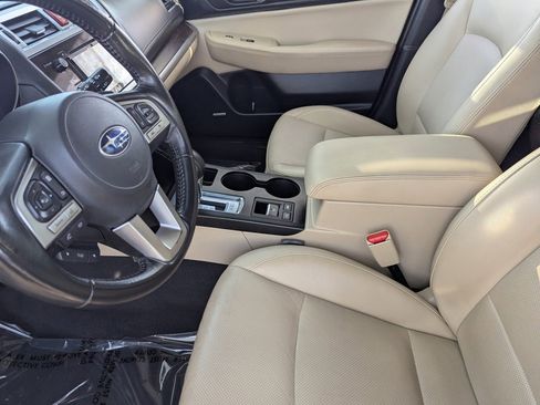 Used 2016 Subaru Outback 3.6R Limited image 27