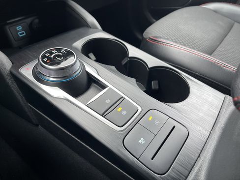 Used 2023 Ford Escape ST-Line image 19