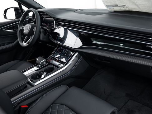 New 2026 Audi SQ7 Prestige AWD/4WD image 8