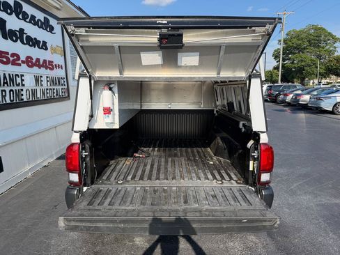 Used 2022 Toyota Tacoma SR RWD image 28