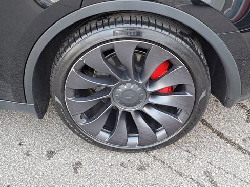 Used 2020 Tesla Model Y Performance image 5