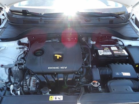 Used 2018 Hyundai Kona SEL w/ SEL Tech Package 02 FWD image 24