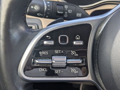 Certified 2022 Mercedes-Benz GLC 300 GLC 300 image 10