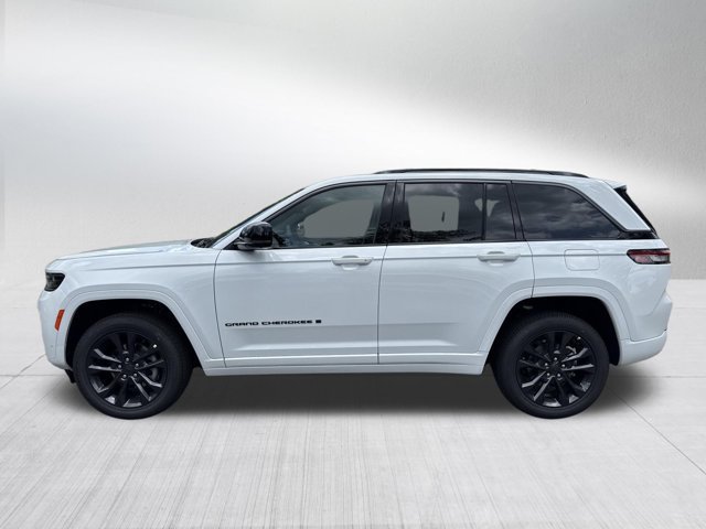 New 2026 Jeep Grand Cherokee Limited AWD/4WD image 8