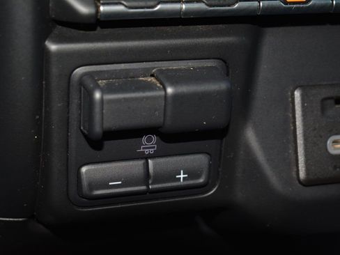 Used 2019 Chevrolet Silverado 1500 LT w/ True North Edition image 17