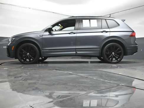 Used 2021 Volkswagen Tiguan SE R-Line image 36