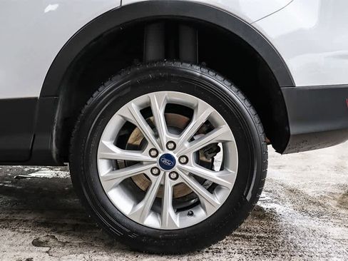 Used 2018 Ford Escape SEL image 10