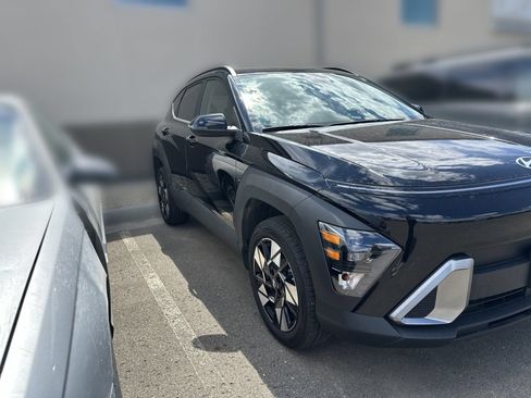Used 2025 Hyundai Kona SEL AWD/4WD image 2