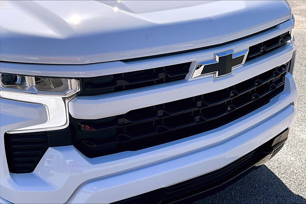 Used 2026 Chevrolet Silverado 1500 RST AWD/4WD image 33