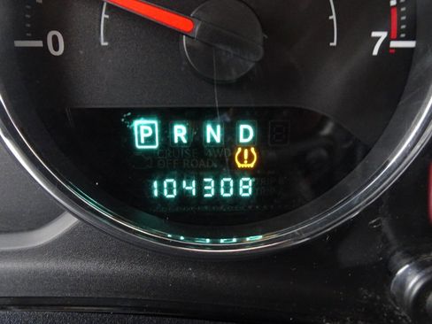 Used 2013 Jeep Wrangler Sahara image 17