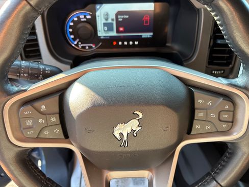 Used 2024 Ford Bronco Wildtrak AWD/4WD image 16