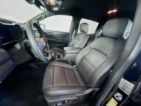 Used 2023 GMC Canyon Elevation w/ Elevation Premium Package image 13