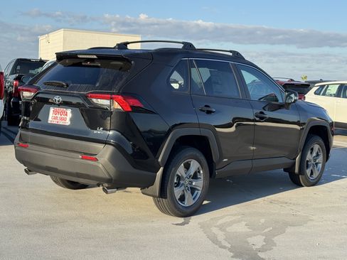 New 2025 Toyota RAV4 LE image 13