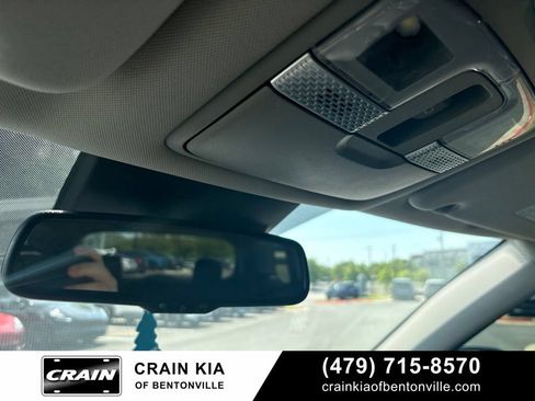 Certified 2023 Kia Telluride EX w/ EX Captain's Chair Package AWD/4WD image 23